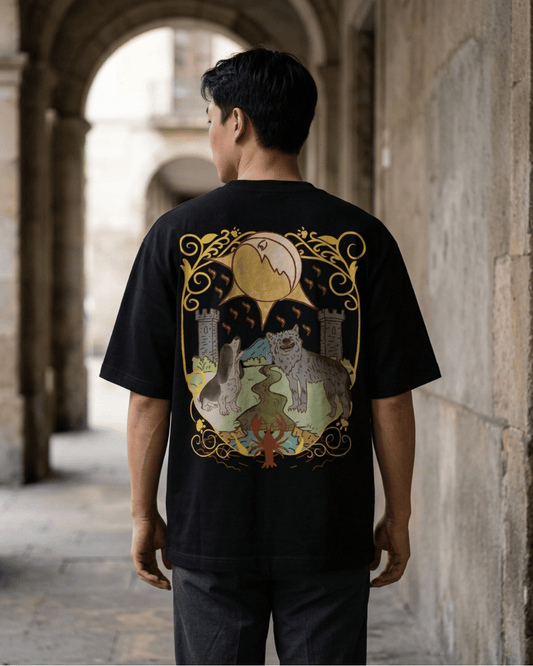 The Moon of Dogs – Tarot Oversized T-Shirt