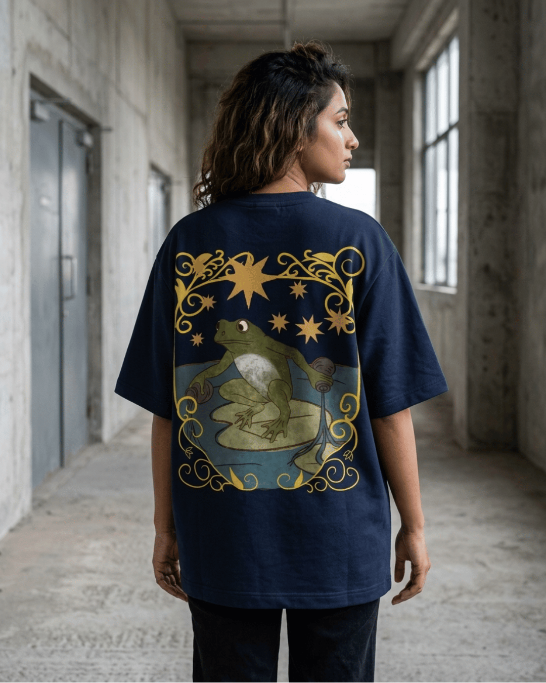 The Star of Frogs – Tarot Oversized T-Shirt